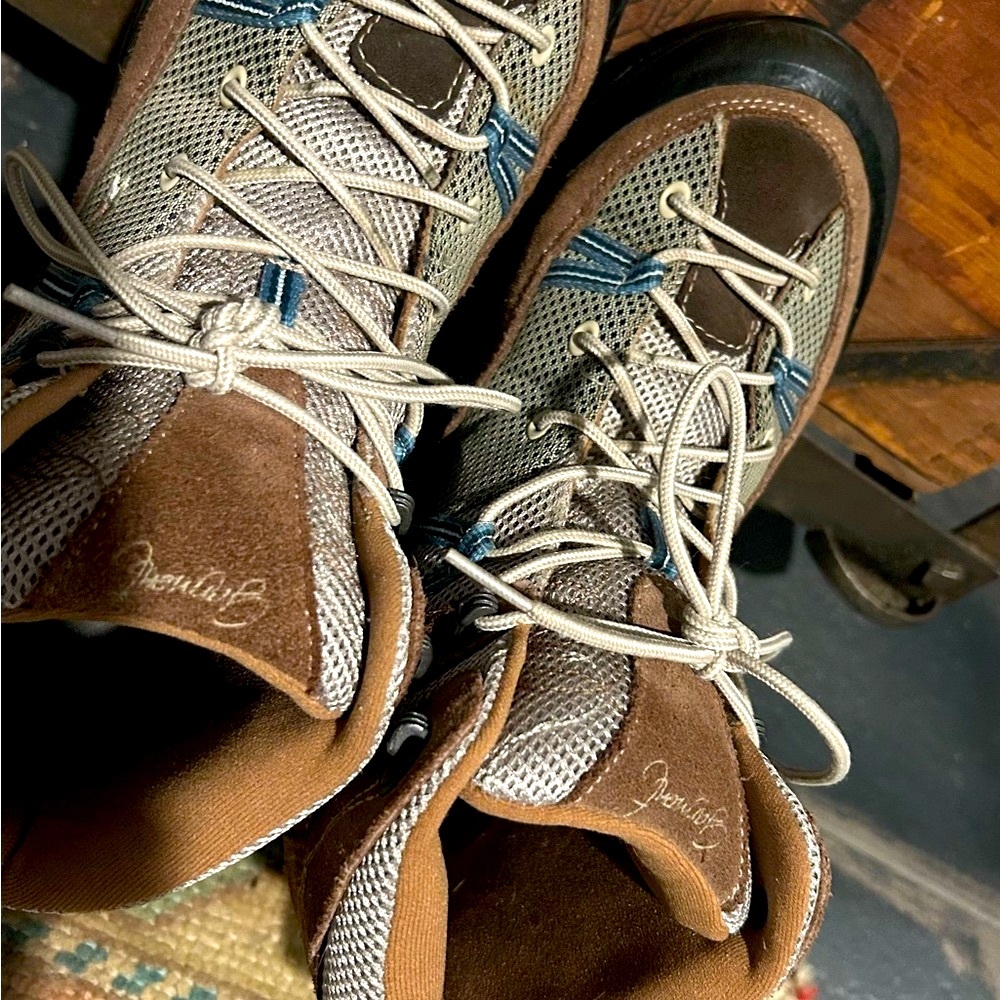 Garmont Brown and Gray Hiking Boots - Picture 3 of 12